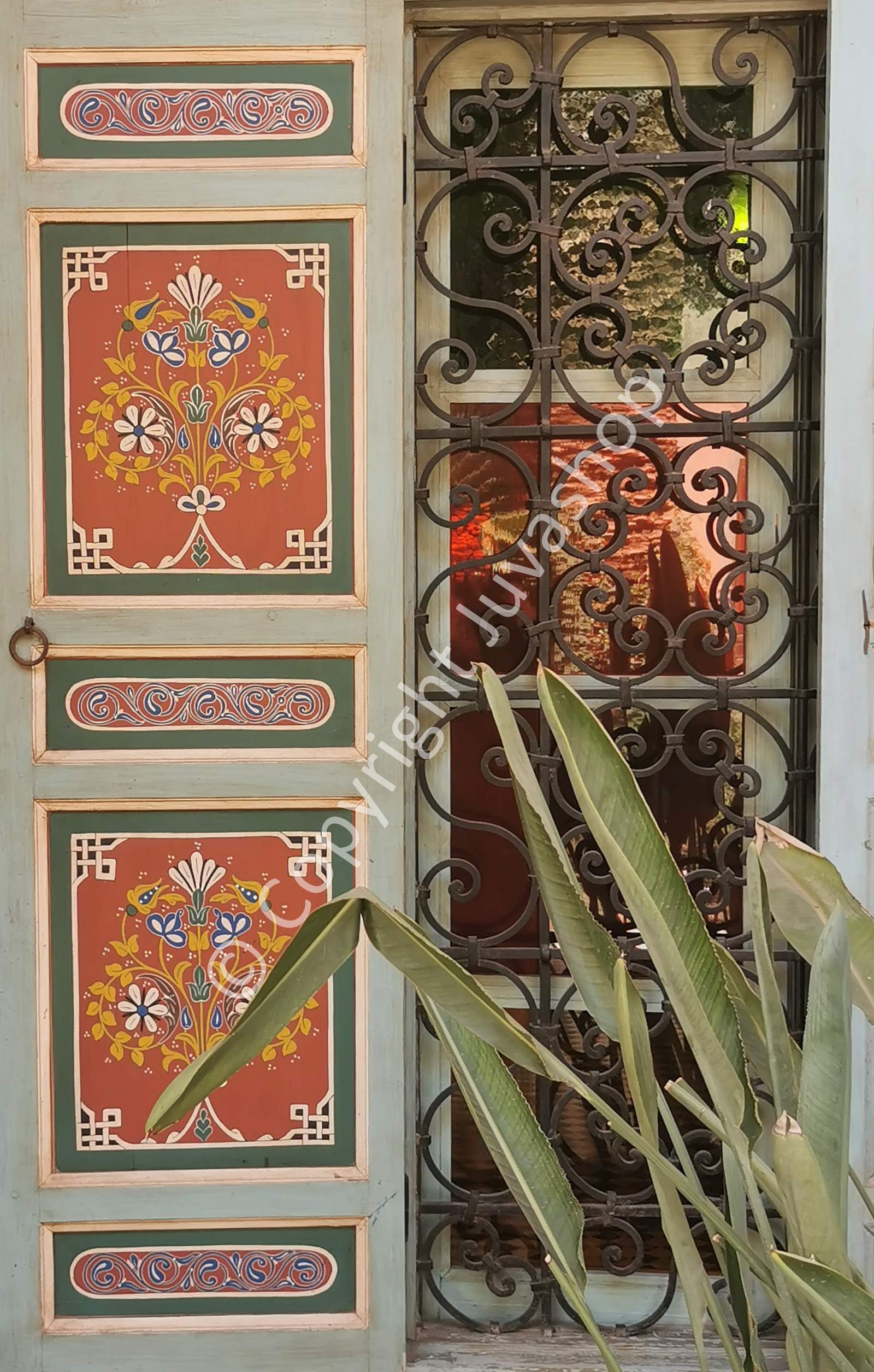 Porte Volet Bois Peint Maroc Zouaq 1.jpg